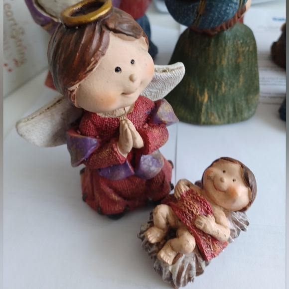 Resin Mini 2.5" Holy Nativity Set Christmas Figures Ornaments Cute Little People - Picture 4 of 7